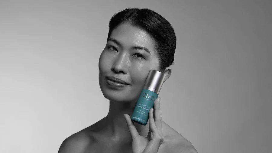 QMS exfolianten & peelings – verfijnen de huidstructuur, verwijderen dode huidcellen en ondersteunen een frisse, egale uitstraling