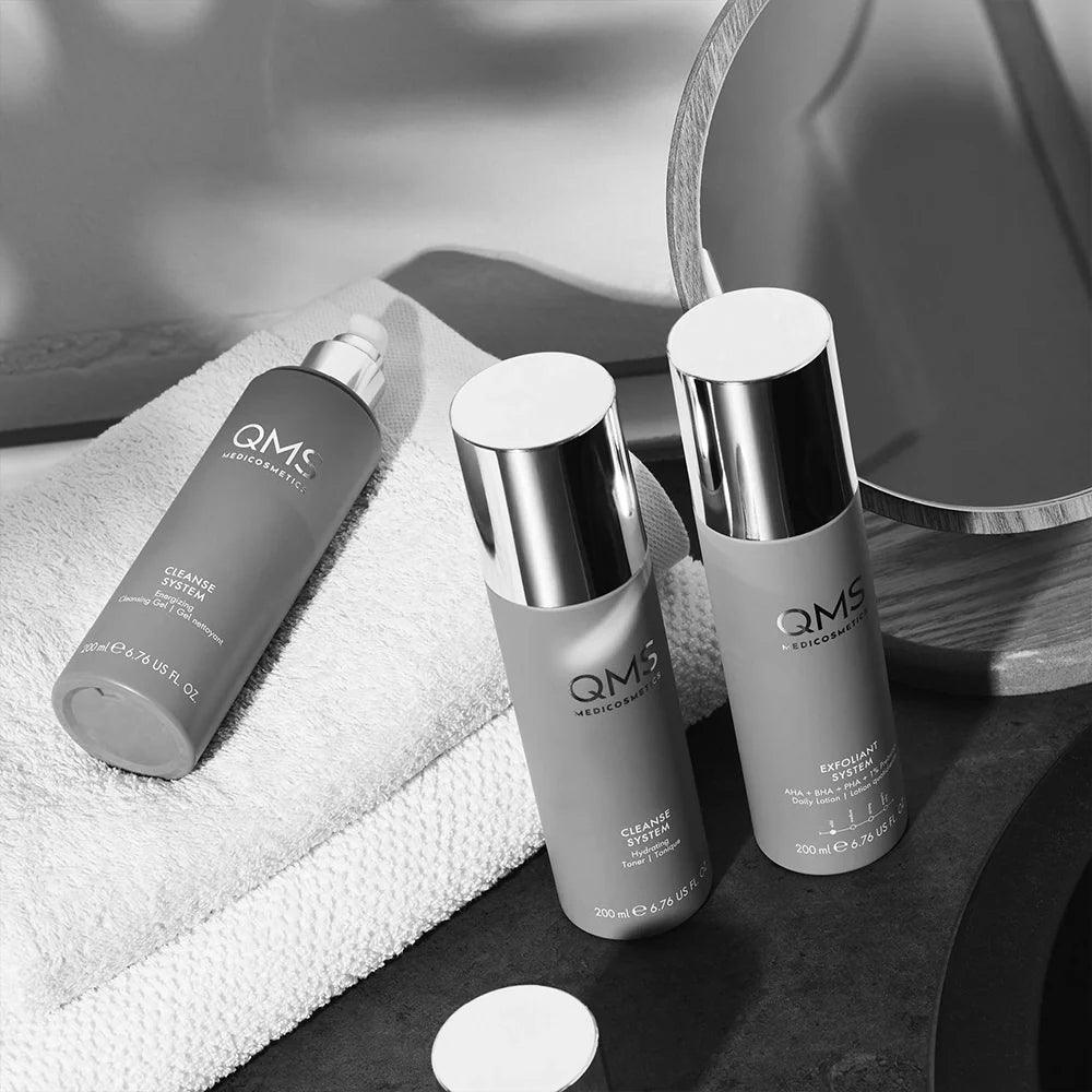 Fris en Stralend: QMS Energizing Cleansing Gel - Qcosmetics