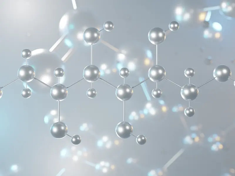 Hydrateer en verzacht de huid met QMS-producten met sorbitol. Deze effectieve vochtbinder helpt het natuurlijke vochtgehalte van de huid te behouden en voorkomt uitdroging. Voor een soepele, gladde huid met een comfortabel en verzorgd gevoel.