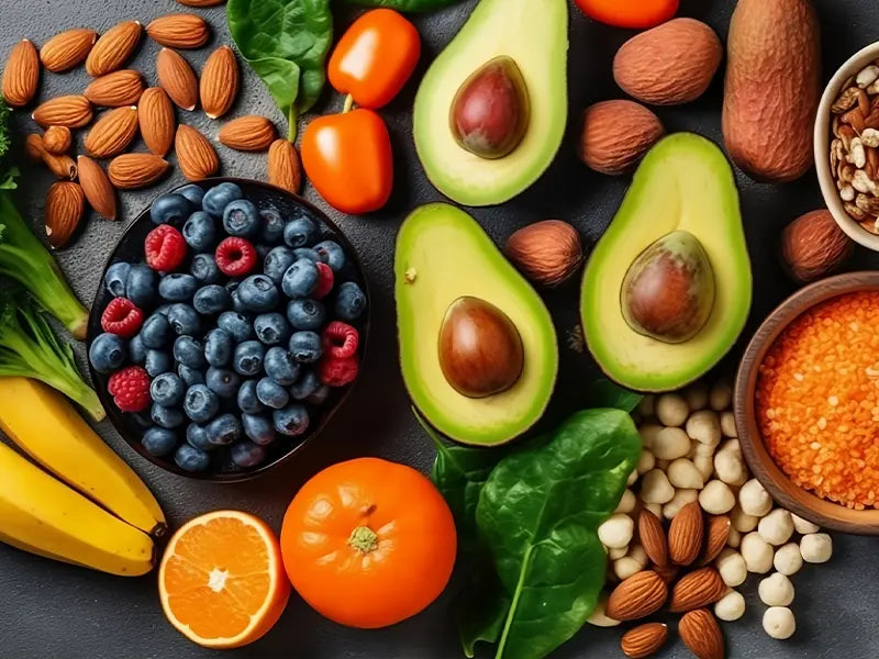 Versnel celvernieuwing en verfijn de huidstructuur met QMS producten met vitamine A. Voor een gladde, stevige en egale huid.